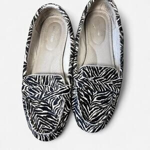 Fur shoes calf hair loafers animal print old money clean girl preppy classic 7